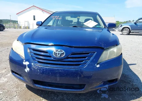 2007 Toyota Camry Hybrid z USA, uszkodzony, nr VIN JTNBB46K473019691